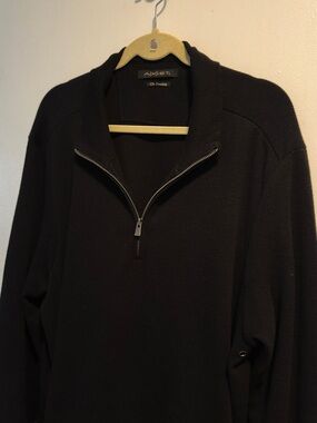 Axist Black Quarter-Zip Half-Zip Men's Sweater